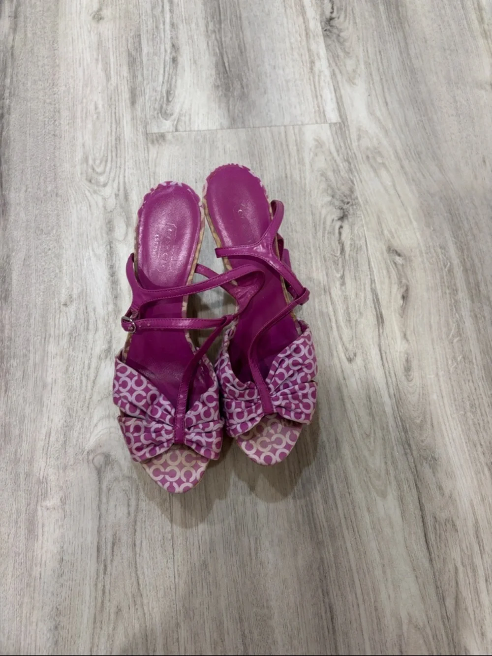 Coach Women’s Pink Patterned Platform Heeled Sandals size 8